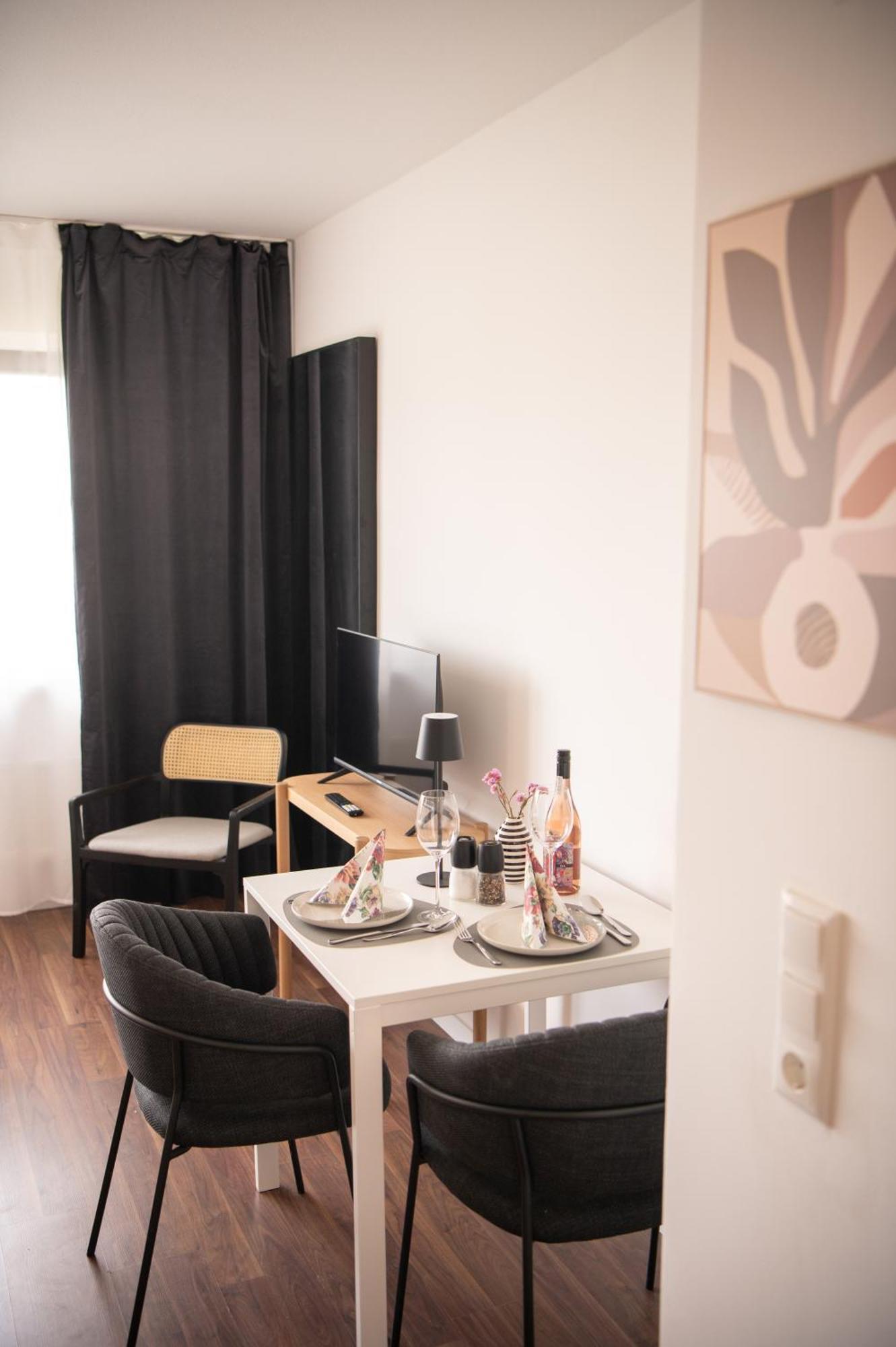 Apartments Strauss Near Bs-Hauptbahnhof Брауншвейг Экстерьер фото